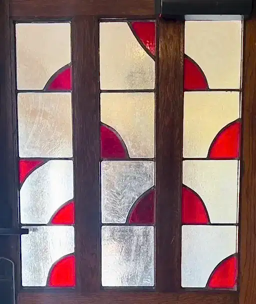 Decorative glass inserts for restaurant