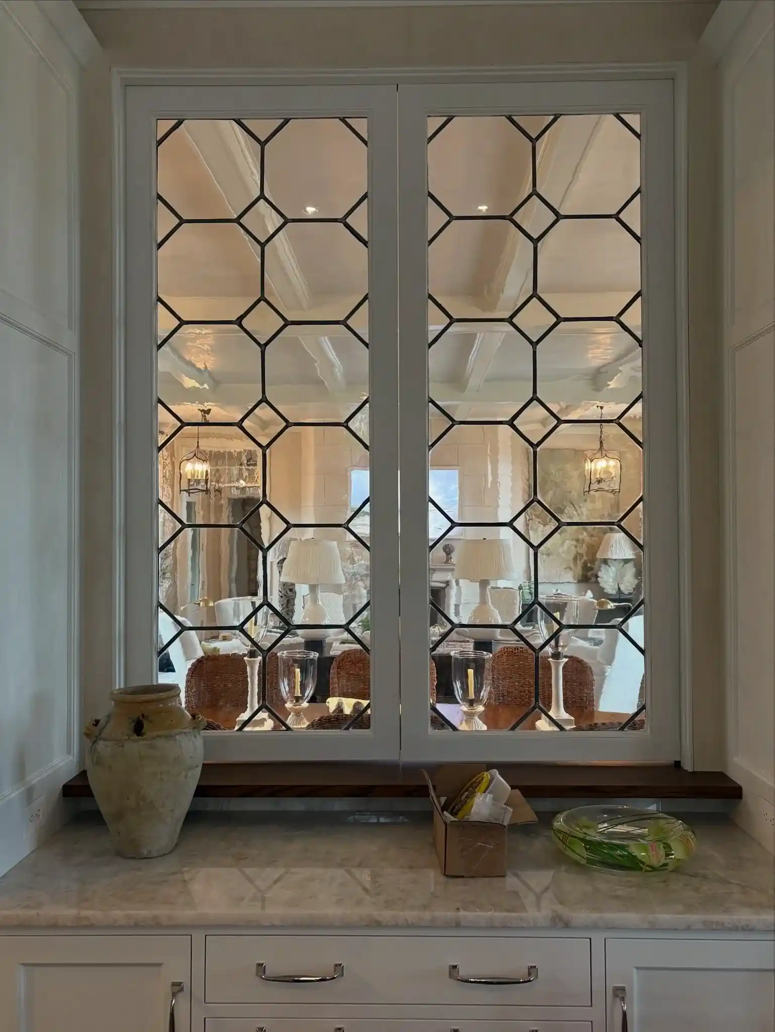 kiawah leaded room divider