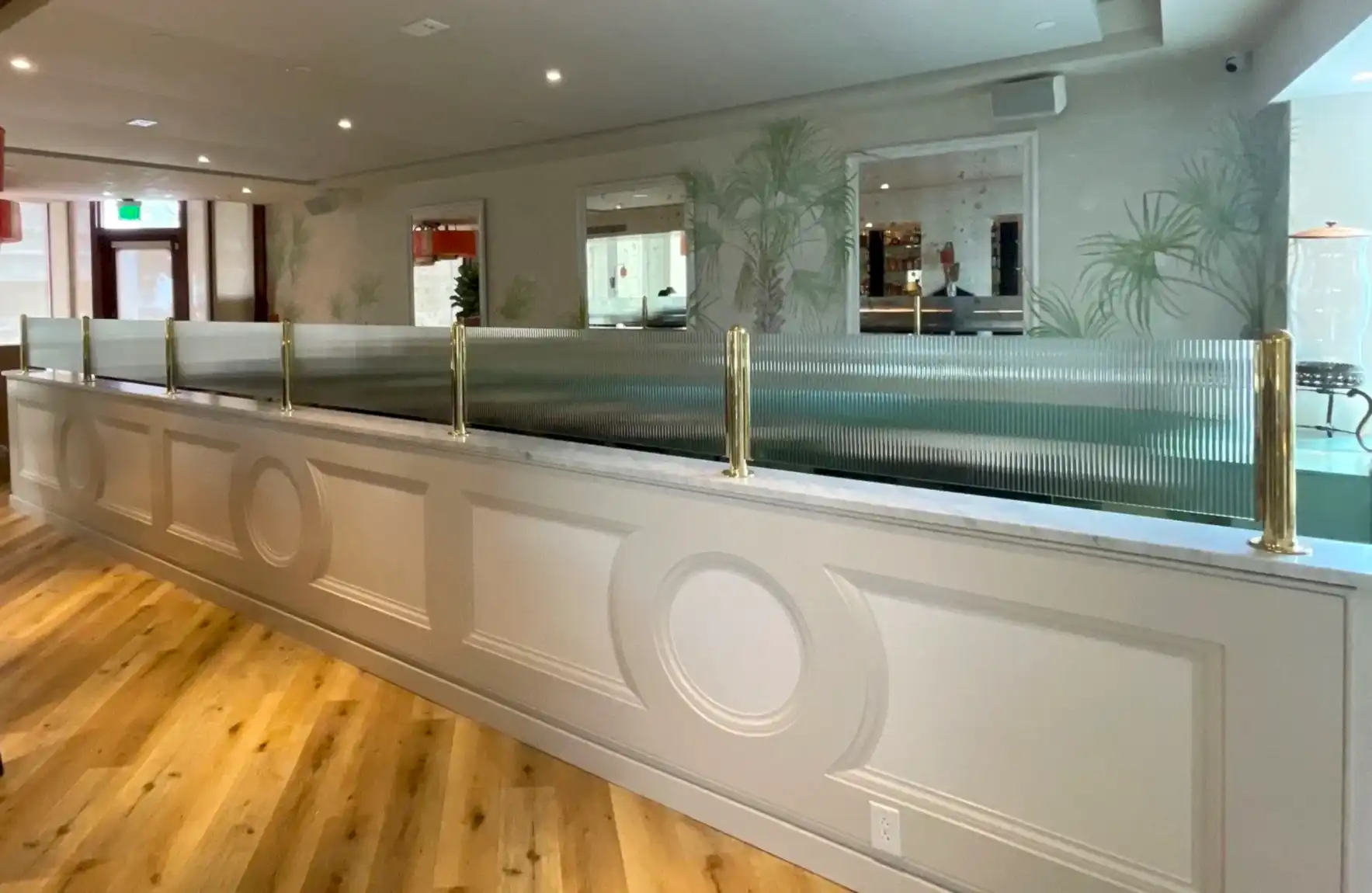 Glass wall partition in a restaurant